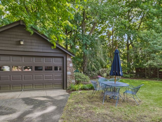 22 Ivy Rd., Belmont, MA 02478
