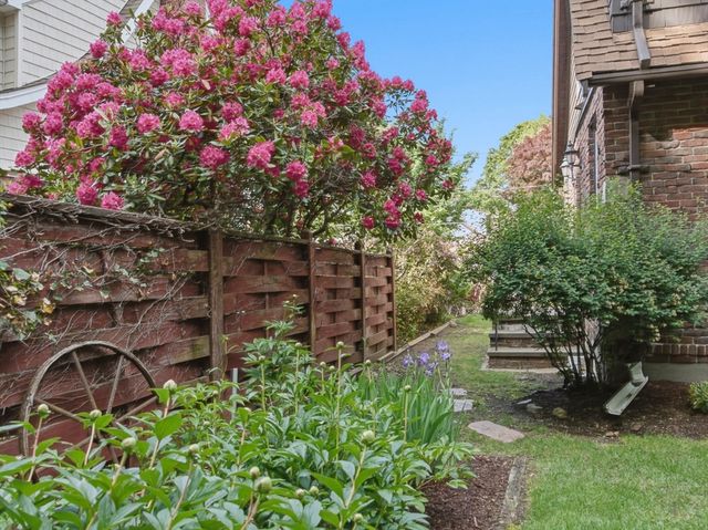 22 Ivy Rd., Belmont, MA 02478
