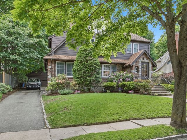 22 Ivy Rd., Belmont, MA 02478