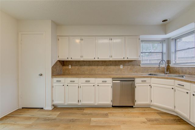 18418 Arbormont Drive, Cypress, TX 77429