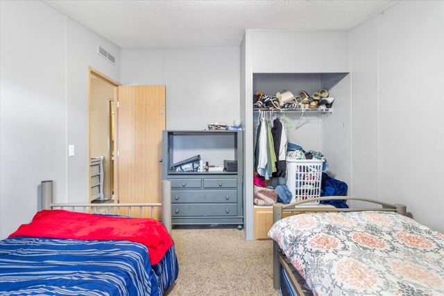 3555 S Pacific Highway Space 123, Medford, OR 97501