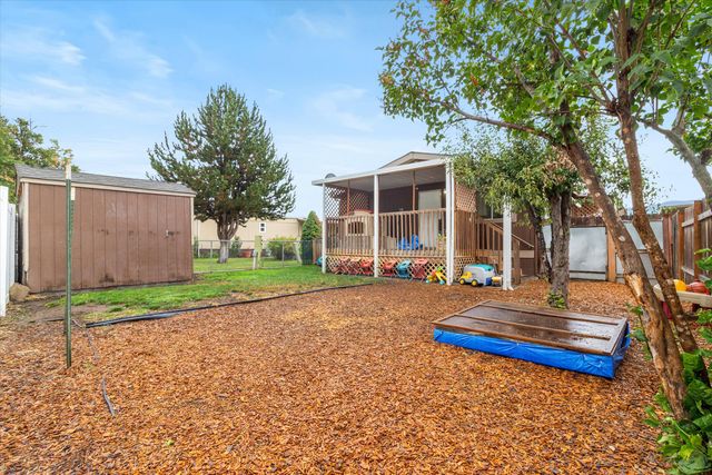 3555 S Pacific Highway Space 123, Medford, OR 97501