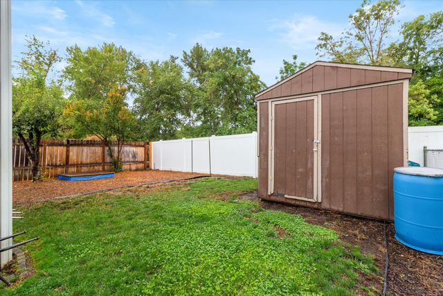 3555 S Pacific Highway Space 123, Medford, OR 97501