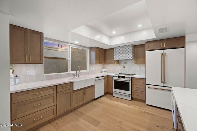 8925 N 83RD Street, Scottsdale, AZ 85258