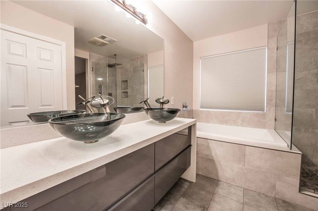 2647 Good Fellows Street, Las Vegas, NV 89135