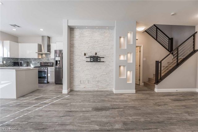 2647 Good Fellows Street, Las Vegas, NV 89135