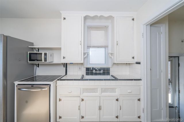 441 Jewell Street, Ferndale, MI 48220