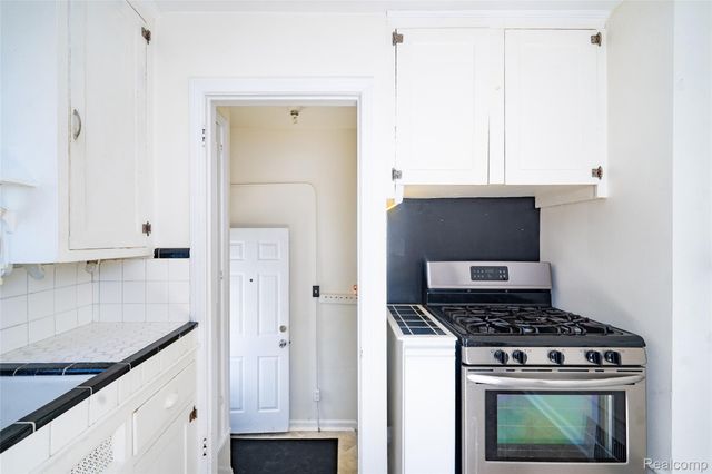 441 Jewell Street, Ferndale, MI 48220