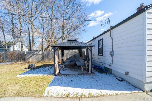 441 Jewell Street, Ferndale, MI 48220