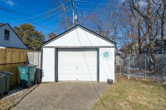 441 Jewell Street, Ferndale, MI 48220