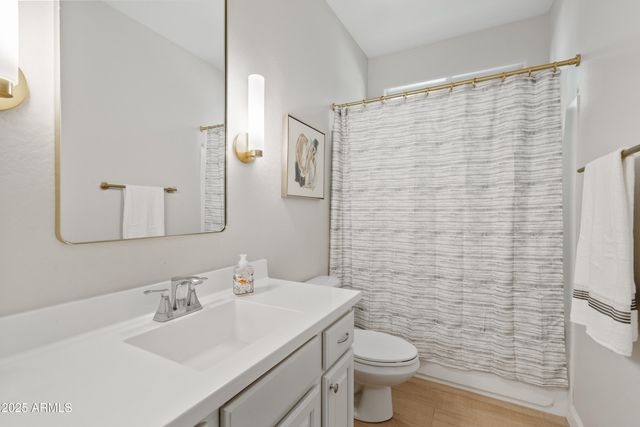 2997 E AGRITOPIA Loop N, Gilbert, AZ 85296