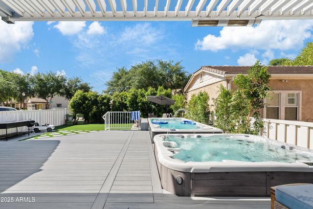 2997 E AGRITOPIA Loop N, Gilbert, AZ 85296