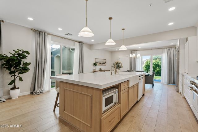 2997 E AGRITOPIA Loop N, Gilbert, AZ 85296