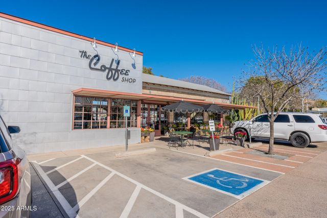 2997 E AGRITOPIA Loop N, Gilbert, AZ 85296