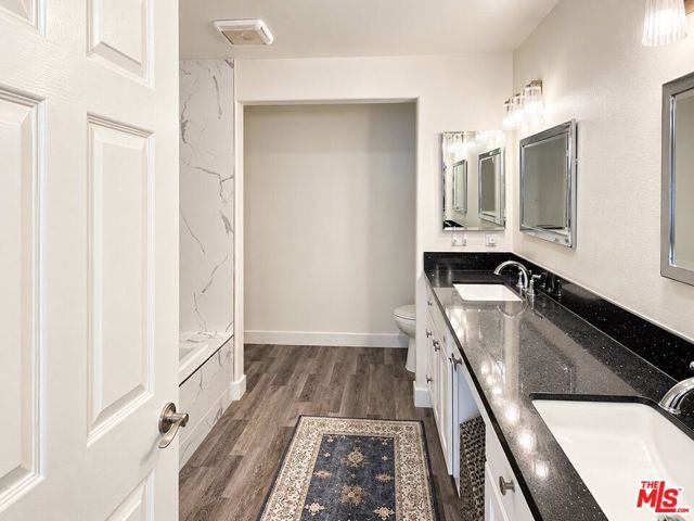 810 S Lucerne Boulevard 203, Los Angeles, CA 90005