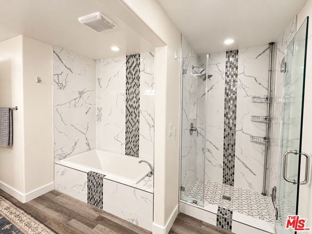 810 S Lucerne Boulevard 203, Los Angeles, CA 90005