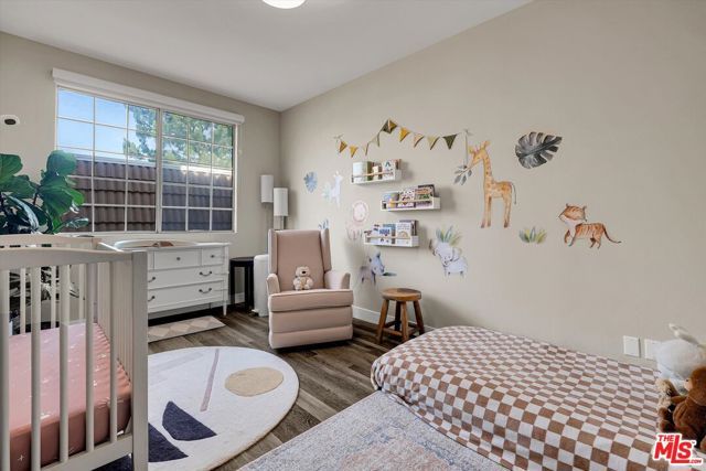 810 S Lucerne Boulevard 203, Los Angeles, CA 90005