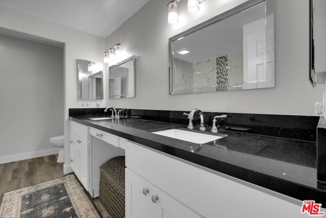 810 S Lucerne Boulevard 203, Los Angeles, CA 90005