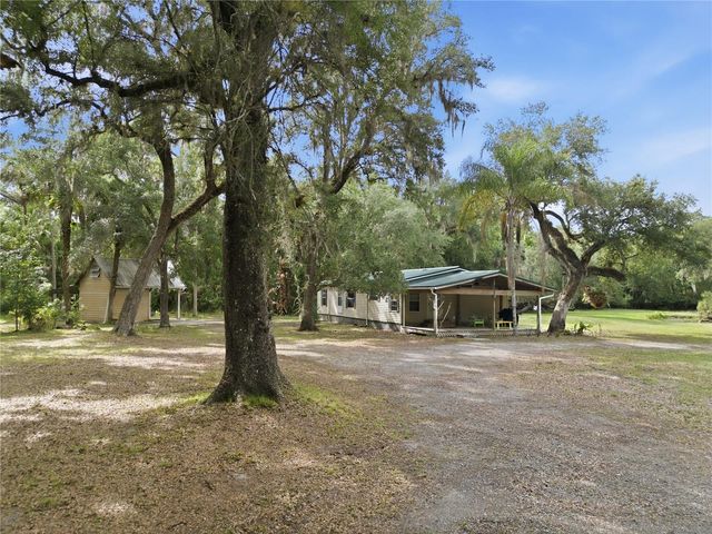 1900 RETREAT ROAD, Geneva, FL 32732