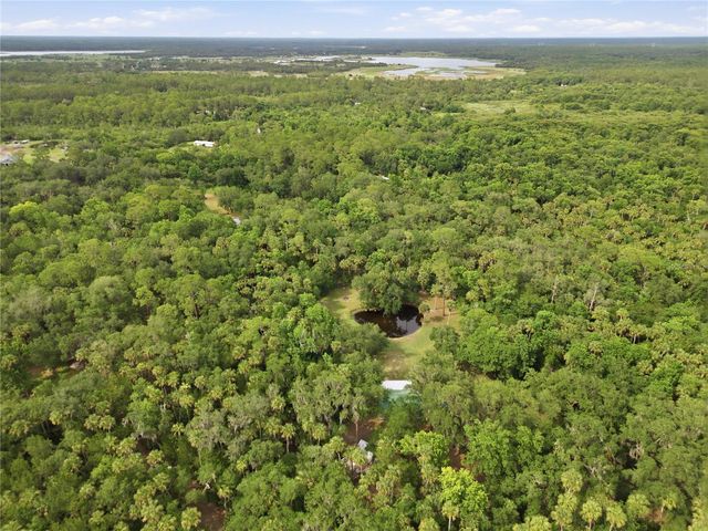 1900 RETREAT ROAD, Geneva, FL 32732