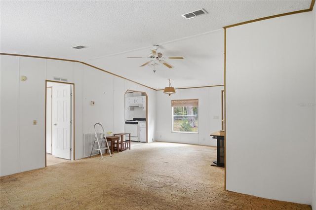 1900 RETREAT ROAD, Geneva, FL 32732
