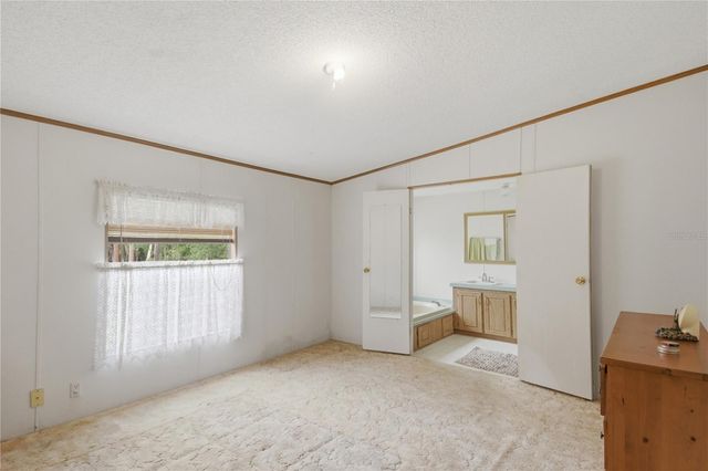 1900 RETREAT ROAD, Geneva, FL 32732