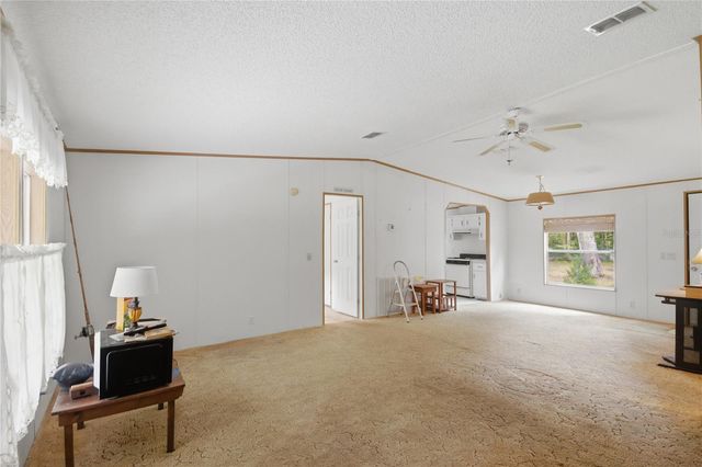 1900 RETREAT ROAD, Geneva, FL 32732