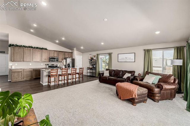 395 W Coral Drive, Pueblo, CO 81007