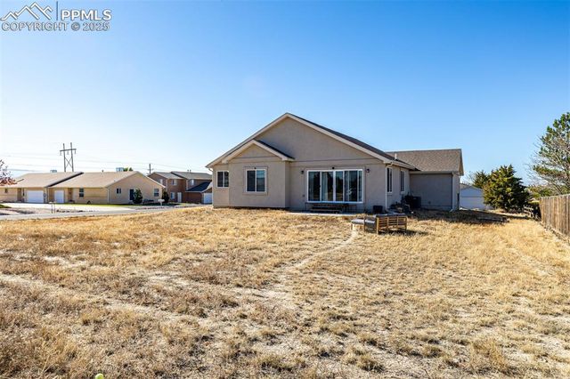 395 W Coral Drive, Pueblo, CO 81007