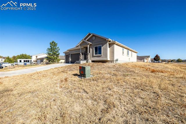 395 W Coral Drive, Pueblo, CO 81007