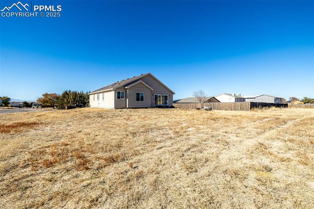 395 W Coral Drive, Pueblo, CO 81007
