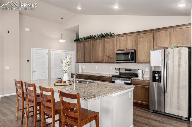 395 W Coral Drive, Pueblo, CO 81007