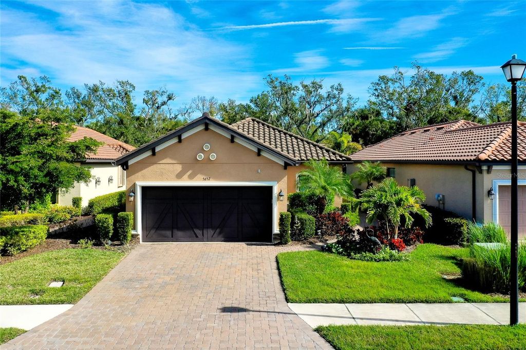 5652 SEMOLINO ST, Nokomis, FL 34275