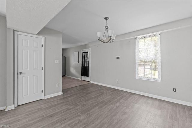 1008 Rowe ST, Hampton, VA 23669