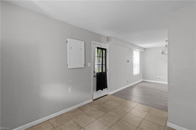 1008 Rowe ST, Hampton, VA 23669