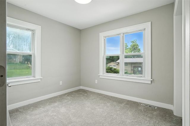 826 Wellington Street SE, Cedar Rapids, IA 52403