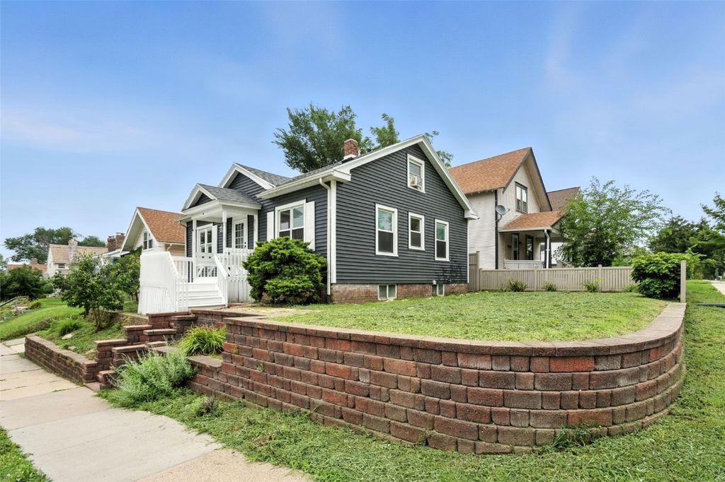 826 Wellington Street SE, Cedar Rapids, IA 52403