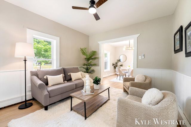 301 W Montcalm Street, Greenville, MI 48838