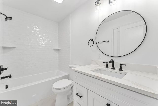 463 PARK AVE, Westville, NJ 08093