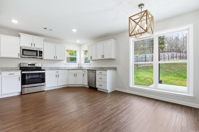 5462 HERITAGE VALLEY Drive, Benton, AR 72019