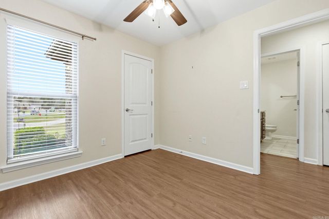 5462 HERITAGE VALLEY Drive, Benton, AR 72019