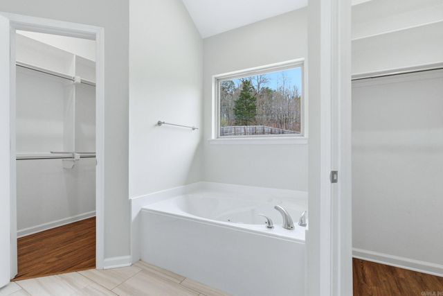 5462 HERITAGE VALLEY Drive, Benton, AR 72019