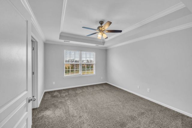 818 W Sagewood Dr, Gallatin, TN 37066