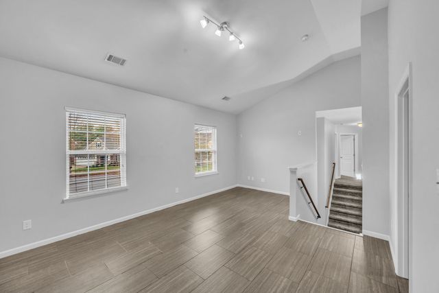 818 W Sagewood Dr, Gallatin, TN 37066