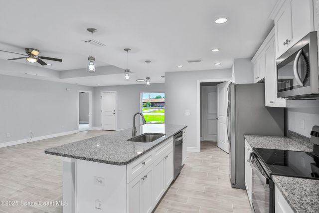 723 Geddes Street SW, Palm Bay, FL 32908