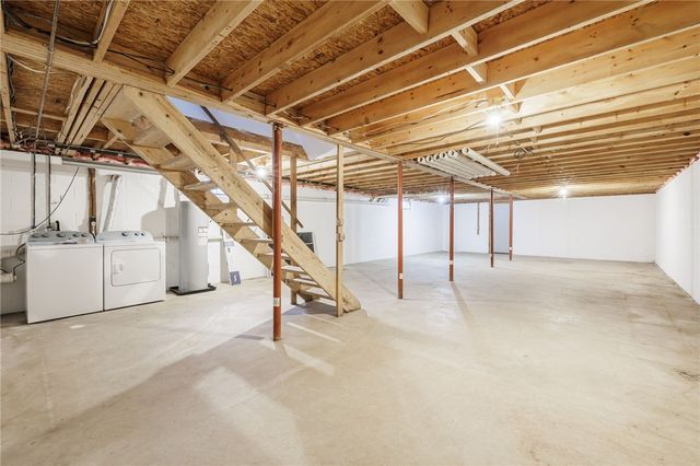 78 South Avenue, Manchester, NY 14548