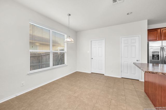 9714 Common Law, Converse, TX 78109