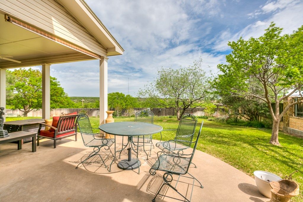Image 38 of property listing at 1218 Ashford Dr, San Angelo, TX 76901