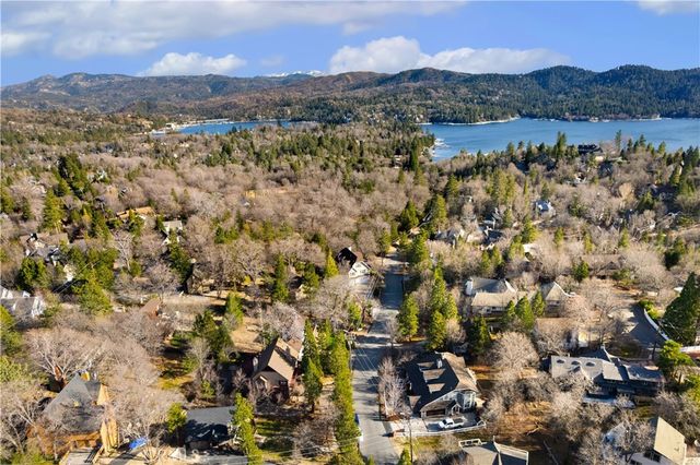 28070 West Shore Road, Lake Arrowhead, CA 92352