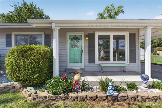 10433 Leitrim Drive, St Louis, MO 63123